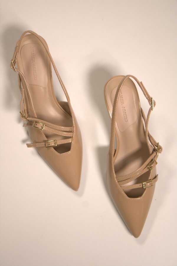 Lady low heel nude